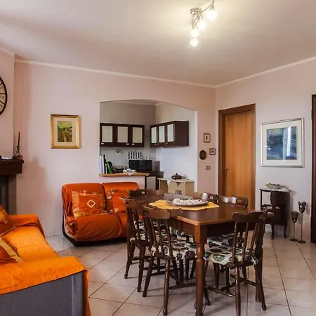 Casa Elena Holiday home *