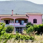別荘 Casa Elena Masainas